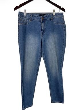 AG Adriano Goldschmied Skinny Jeans in Mid Blue Wash
